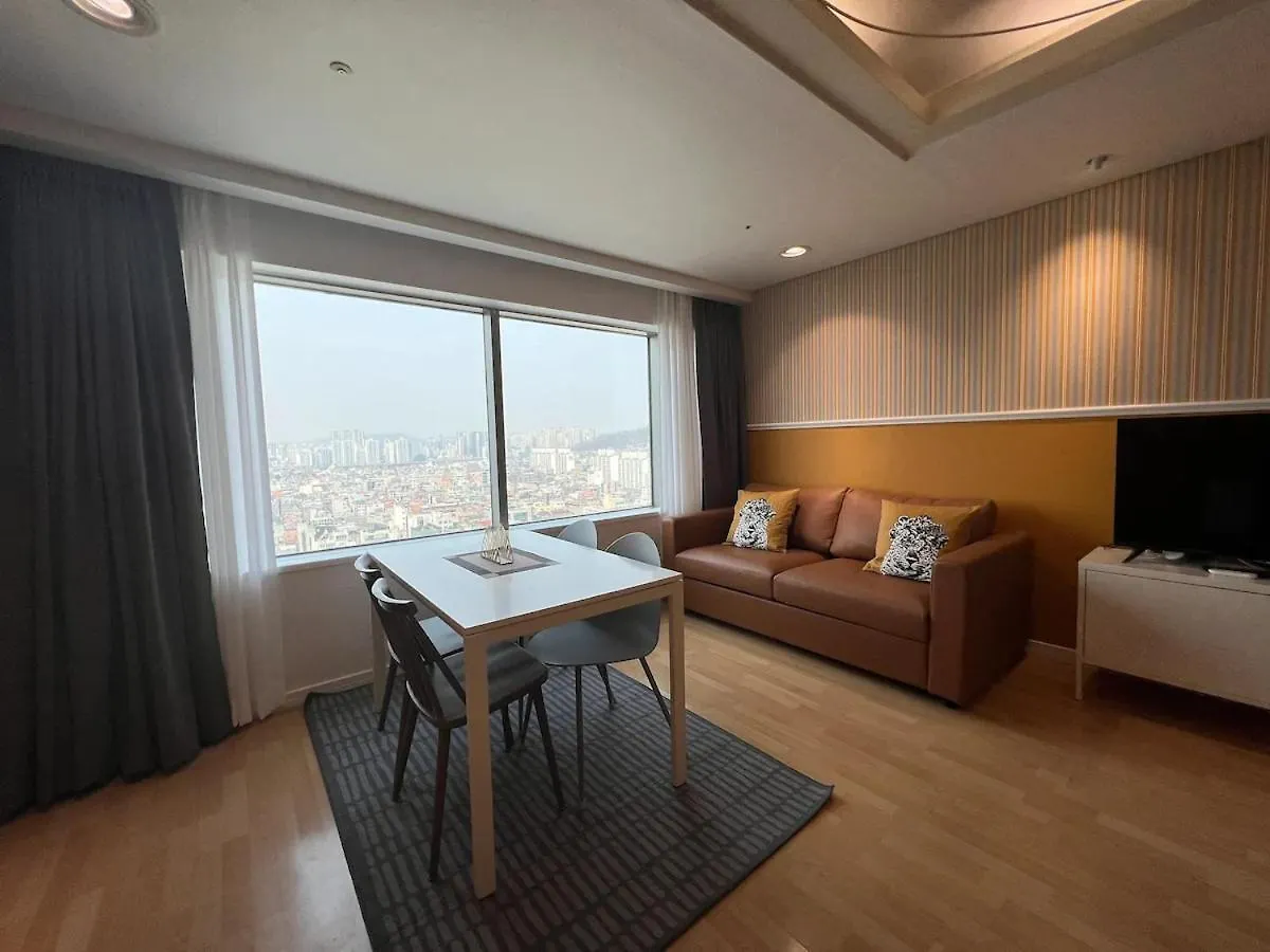 Oasis Hongdae City View Szöul